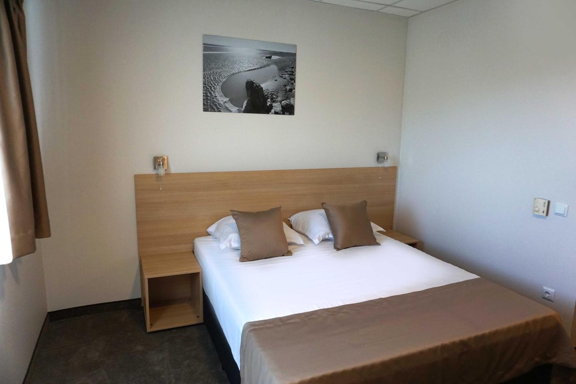 Hotel Ihtiman Buitenkant foto