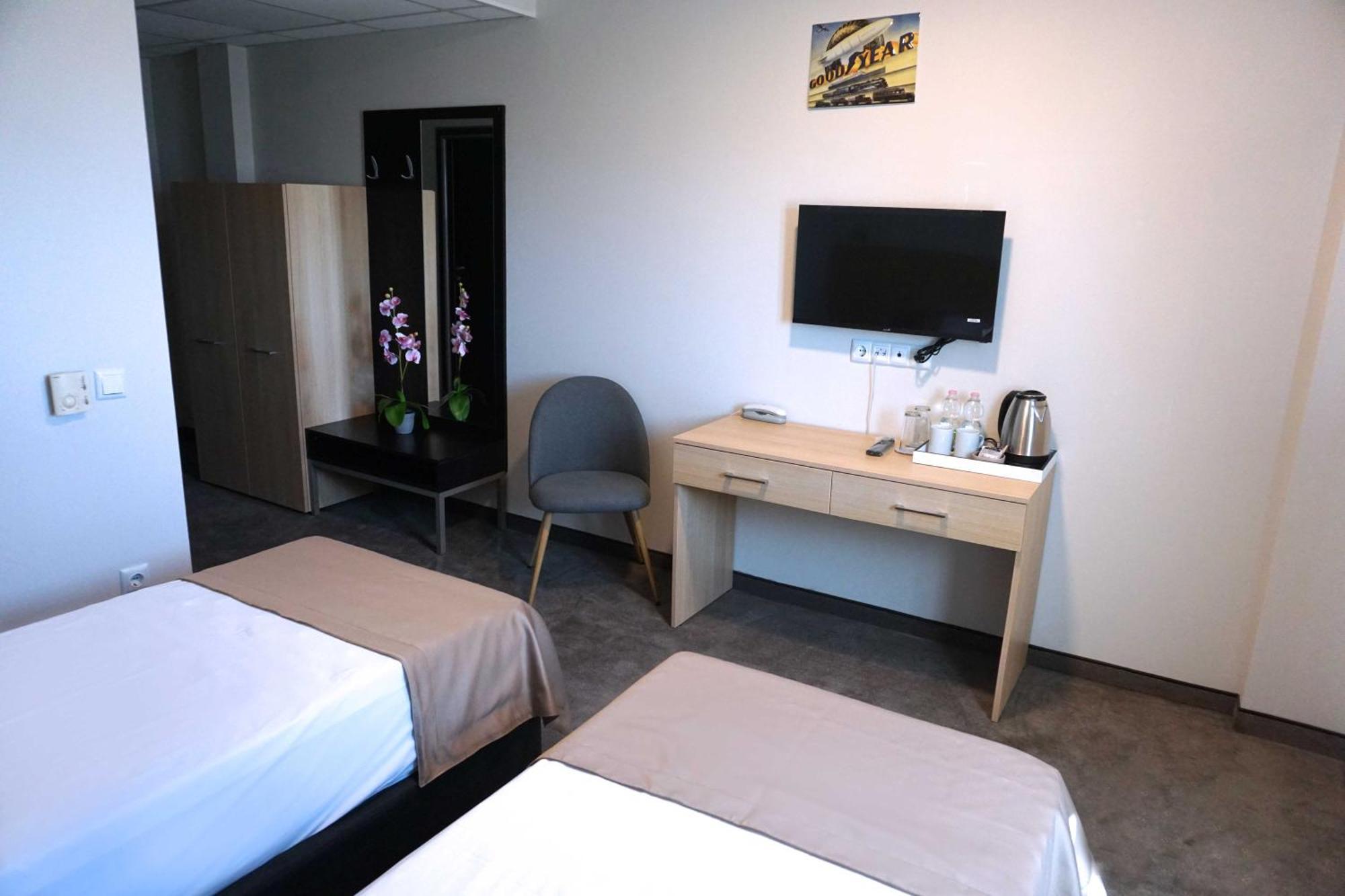 Hotel Ihtiman Buitenkant foto